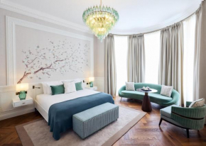 2 Chesham Hotel